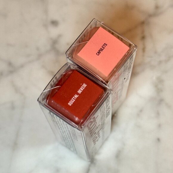 about-face Matte Fluid Eye Paint™ & Fractal Glitter Eye Paint Set | NEW MAKEUP - Picture 2 of 9